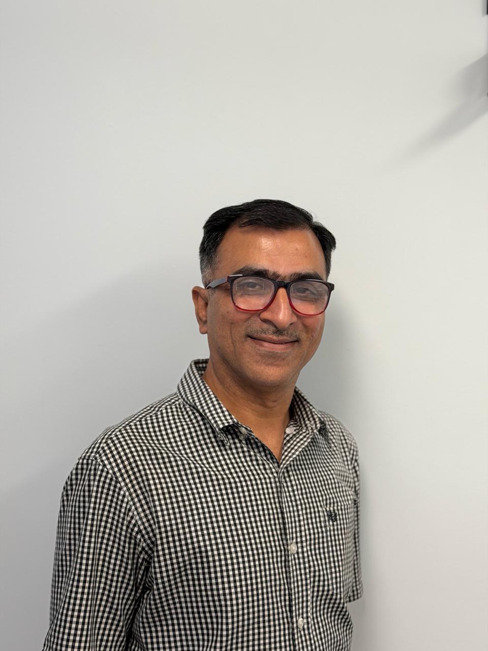 Dr. Siddiq Akbar