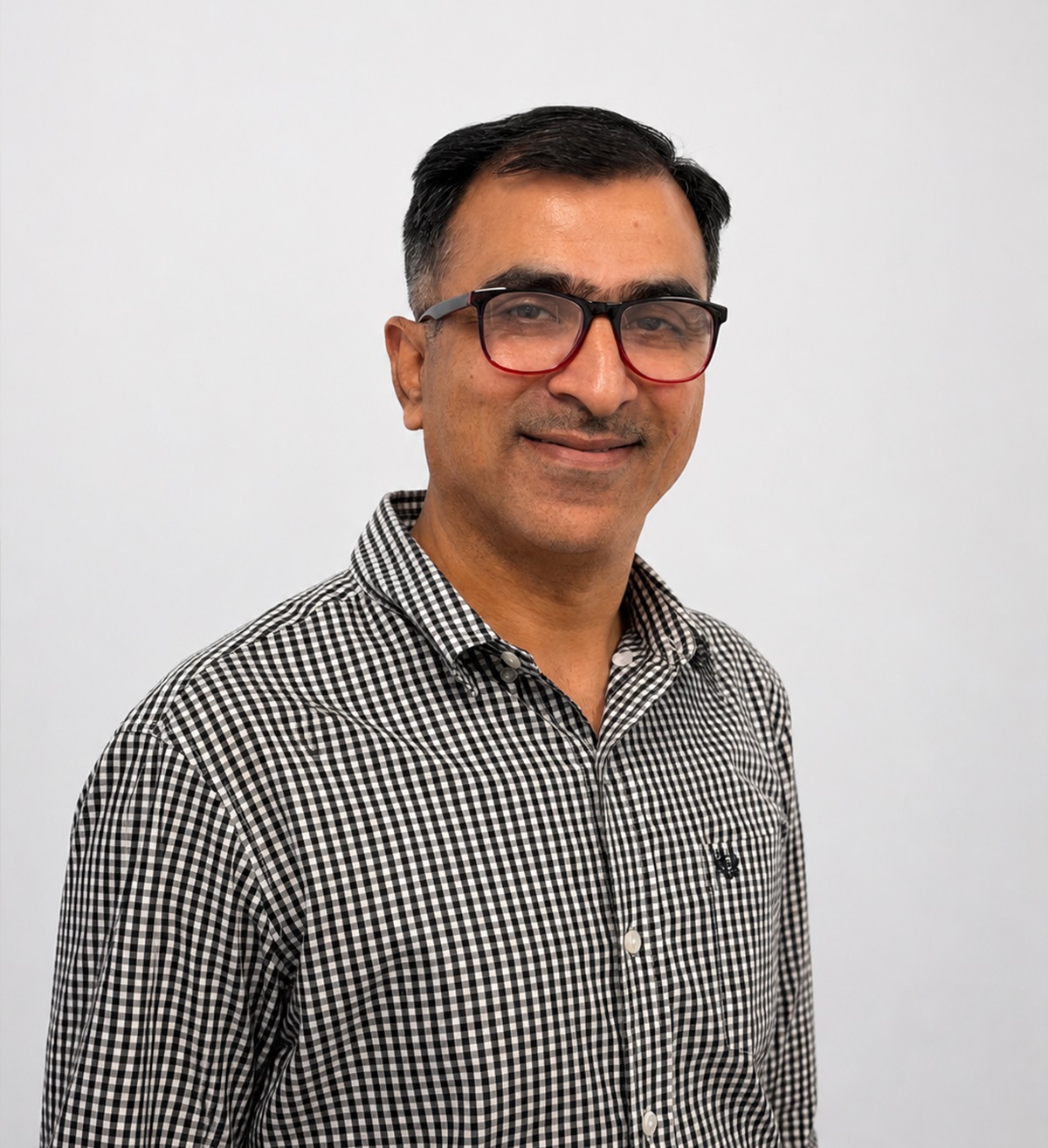 Dr. Siddiq Akbar